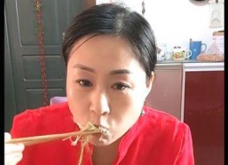 娱乐吃瓜酱东北,吃瓜酱带你领略东北风味