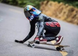 娱乐吃瓜滑板是真的吗,真相还是炒作？