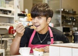 娱乐吃瓜酱教年轻人做事,娱乐吃瓜酱教你轻松搞定年轻人职场生存法则