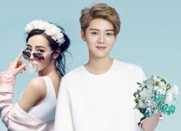 吃瓜娱乐中明星情侣视频,瓜田里甜蜜爆表！