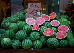 吃瓜娱乐报纸,吃瓜报纸带你领略明星幕后故事